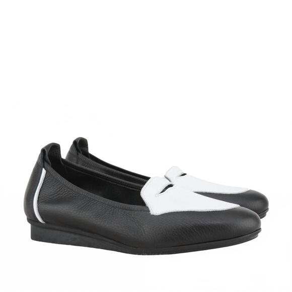 NEW ARCHE women's niwako rocky loafer in noir blanc
